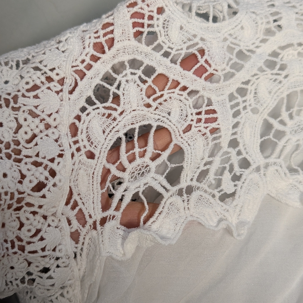 Feminine White Embroidered Lace Poncho Top One Size - Picture 5 of 10